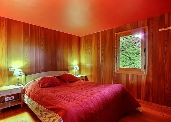 Chalet Rénové Pour 10 Avec Jacuzzi, Cheminée Et Wifi Aux Pieds Des Pistes - Fr-1-455-155 La Plagne